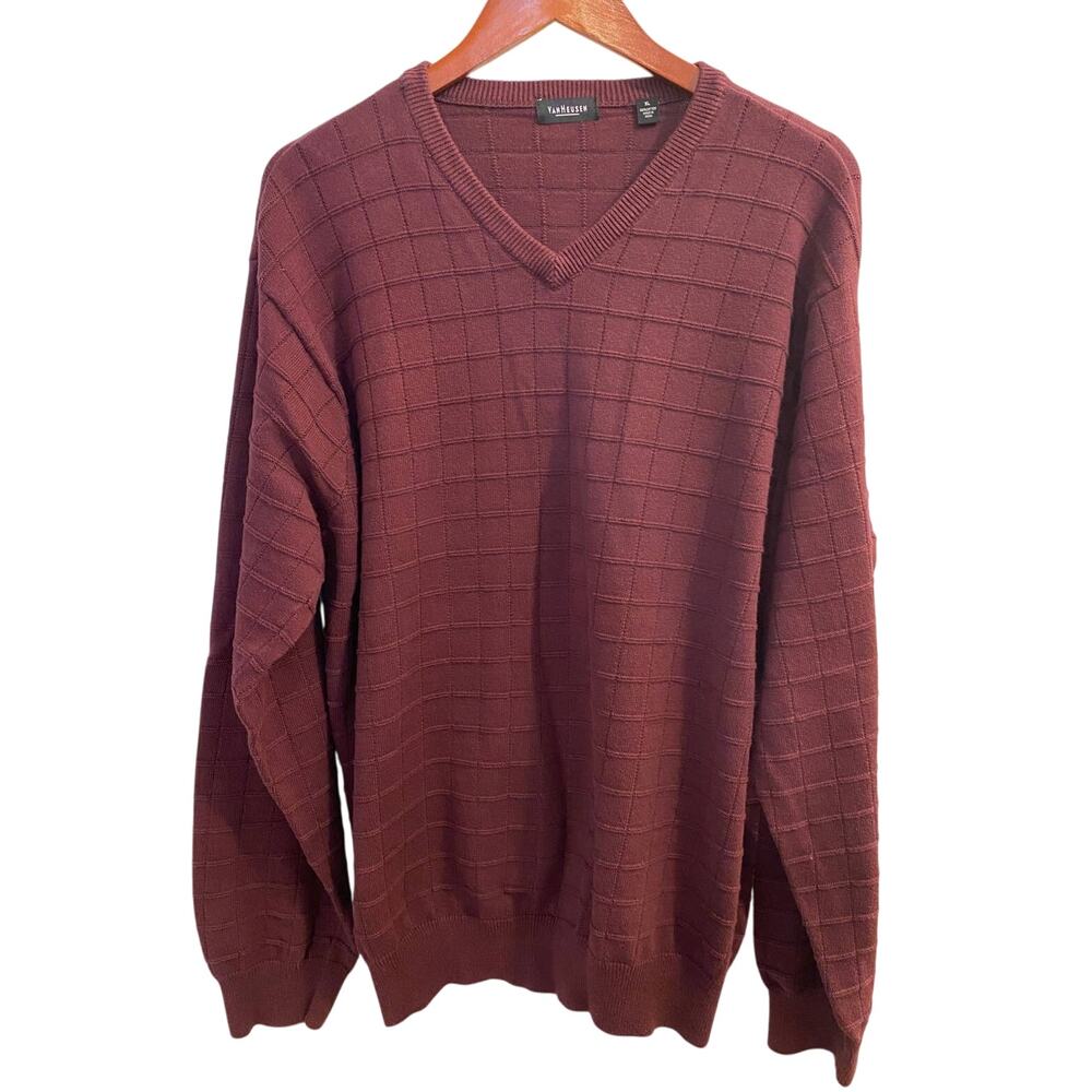 Van Heusen Men’s Burgundy V-Neck Pullover Raised Grid Sweater Size X-Large